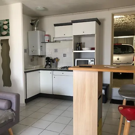 Apartment Theone Avec Garage Attenant, Entre Montpellier Et Sete, Pres Des Plages *